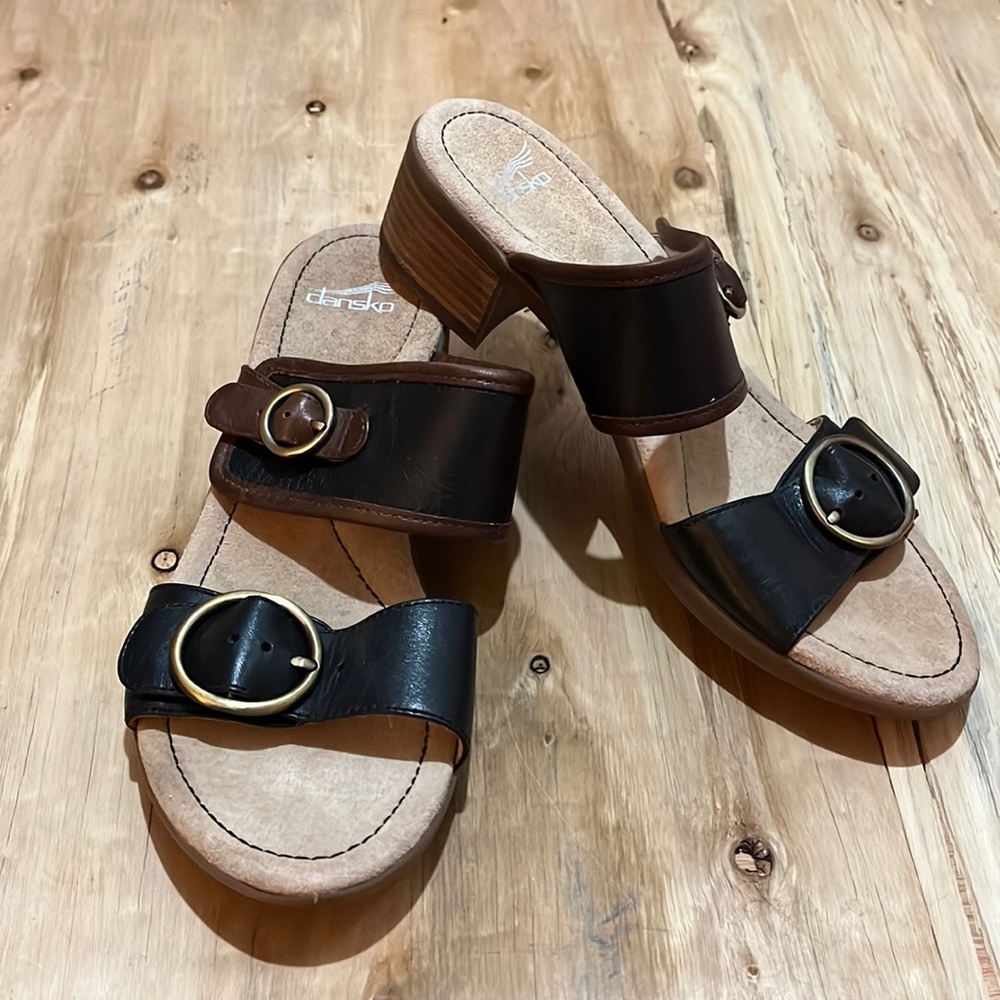 Dansko Lenny Buckle Mary Jane Sandal Brown and Black Size 40